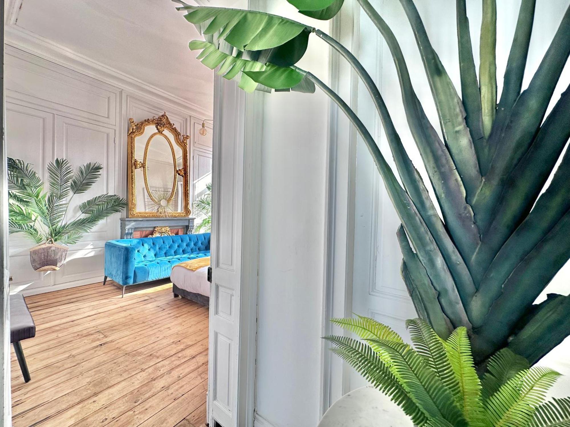 05 -Bali Style Room - Tourcoing Exterior photo