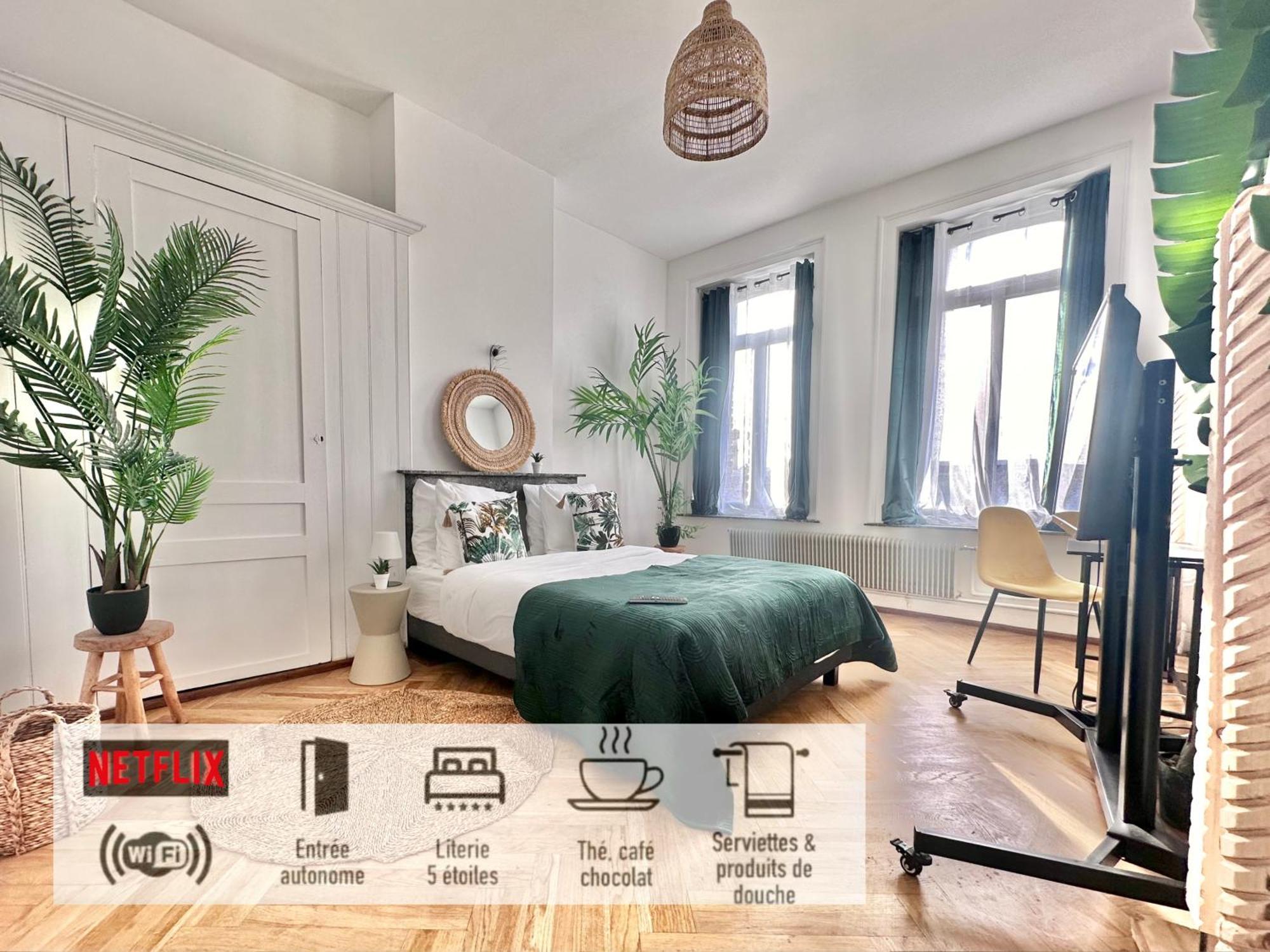 05 -Bali Style Room - Tourcoing Exterior photo