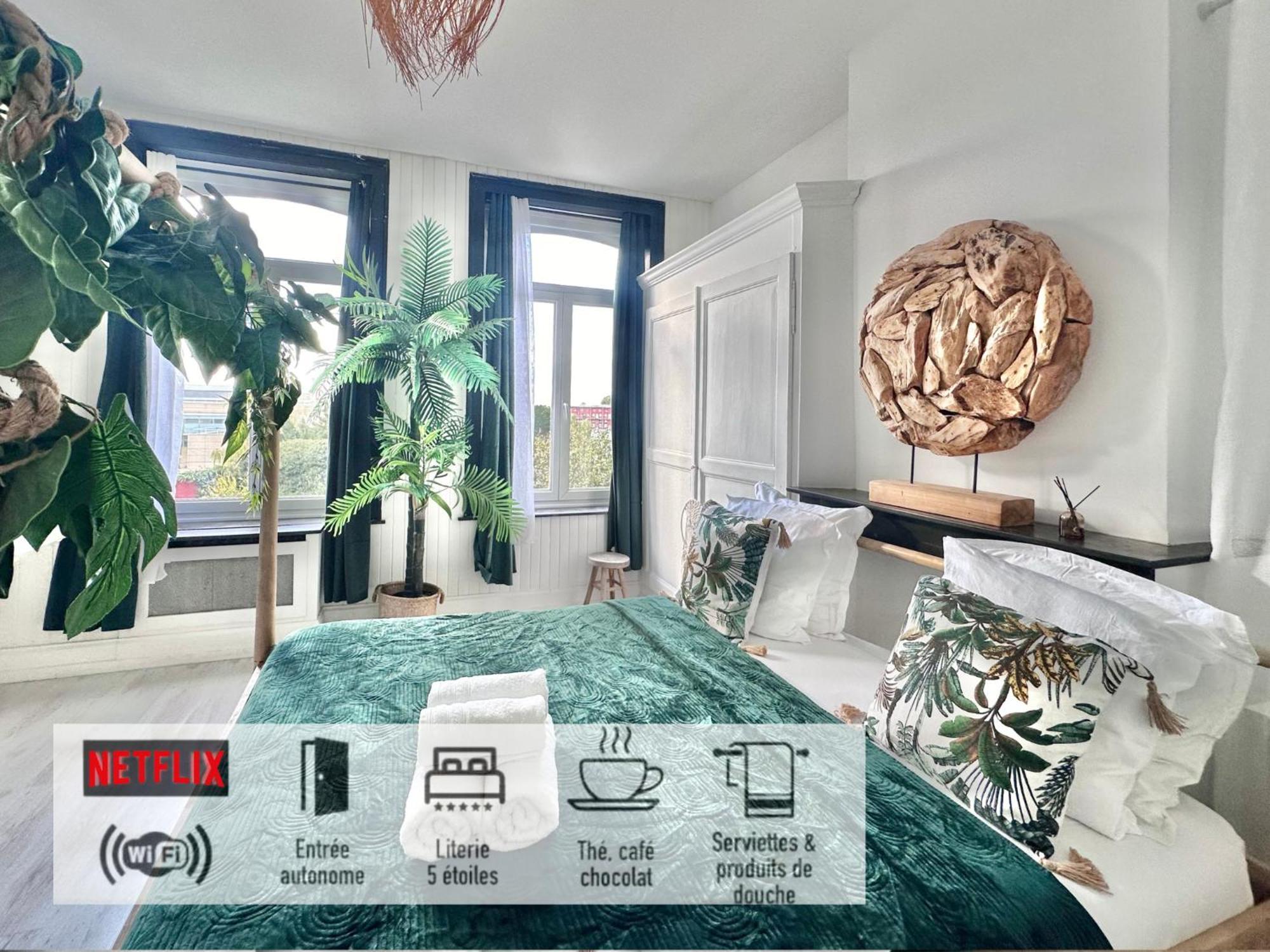 05 -Bali Style Room - Tourcoing Exterior photo